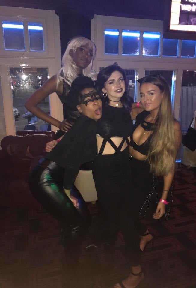 Estúpidas putas chavas pt.8
 #106523597