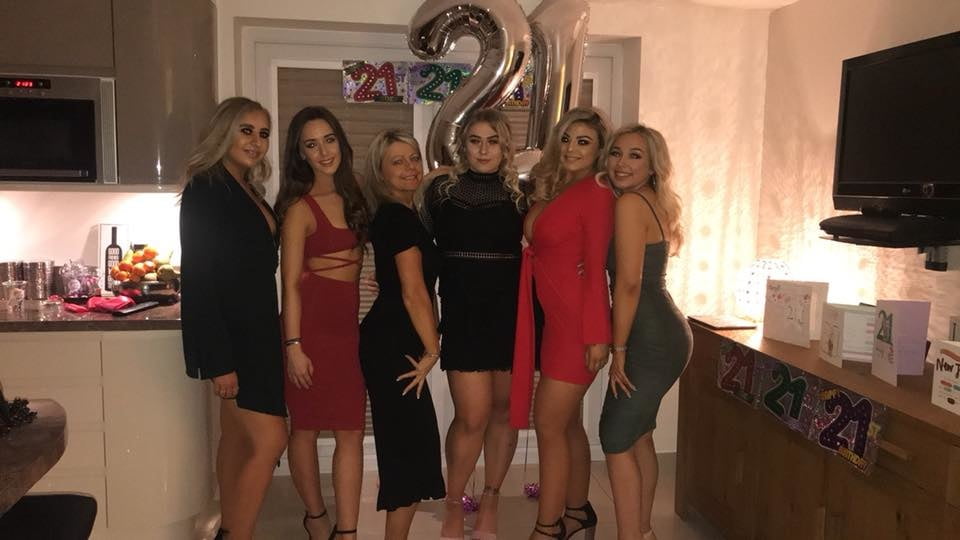 Estúpidas putas chavas pt.8
 #106523609