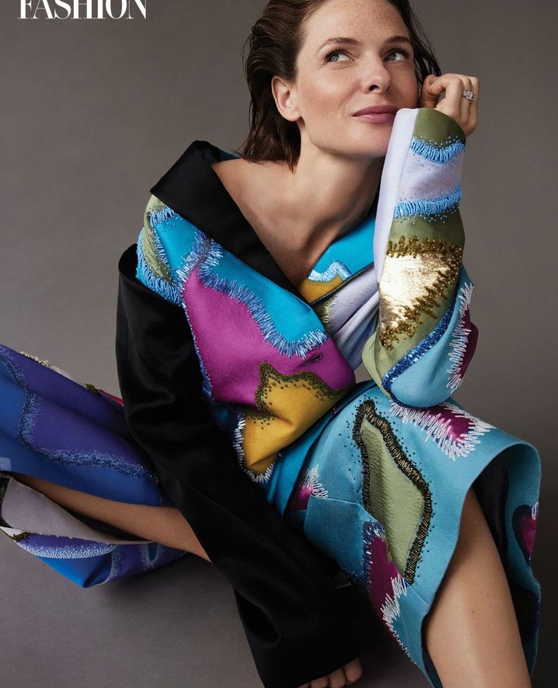 Rebecca Ferguson desnuda #108109098