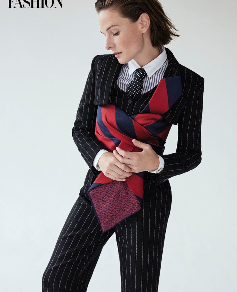 Rebecca Ferguson desnuda #108109103