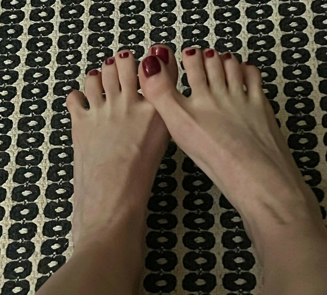 Sasa desnuda #109792647