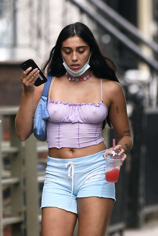 Lourdes leon
 #91604148