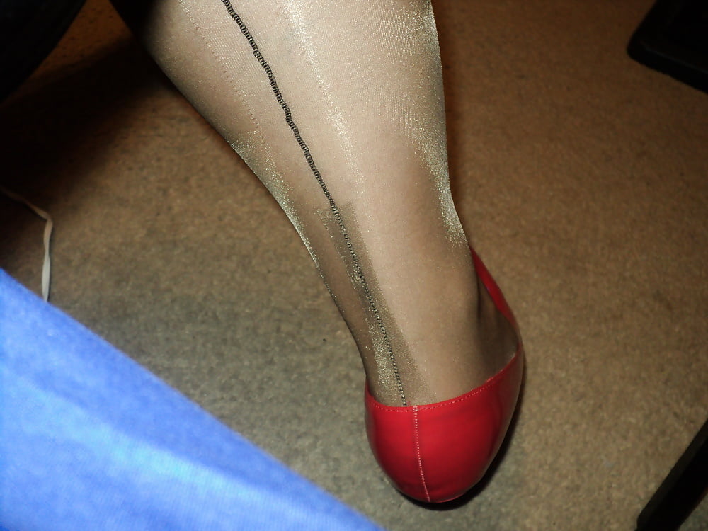 contrasted seamed stockings #107319504