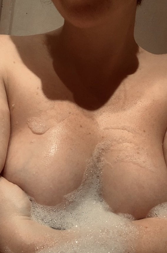 Bath Tits #91628926