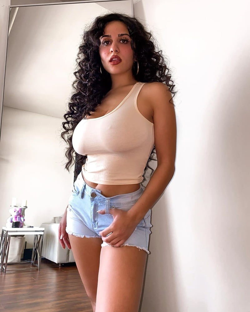 Sexy pakistanische heiße Frauen wankbank
 #99829765