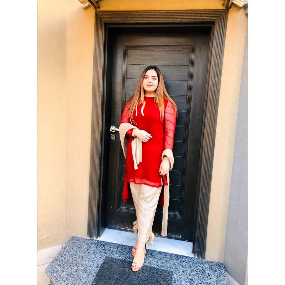 Sexy Pakistani Hot Women WankBank #99830104