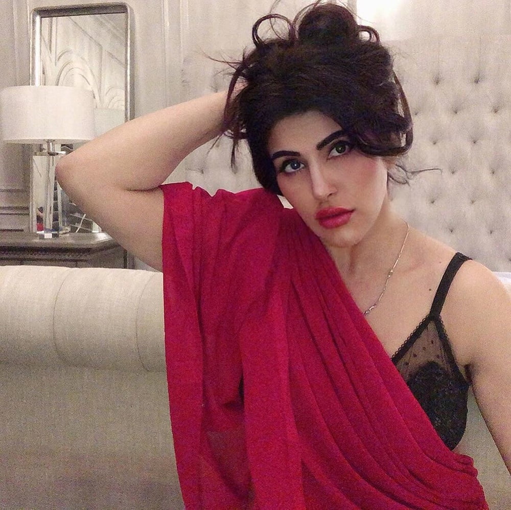 Sexy pakistani mujeres calientes wankbank
 #99830267