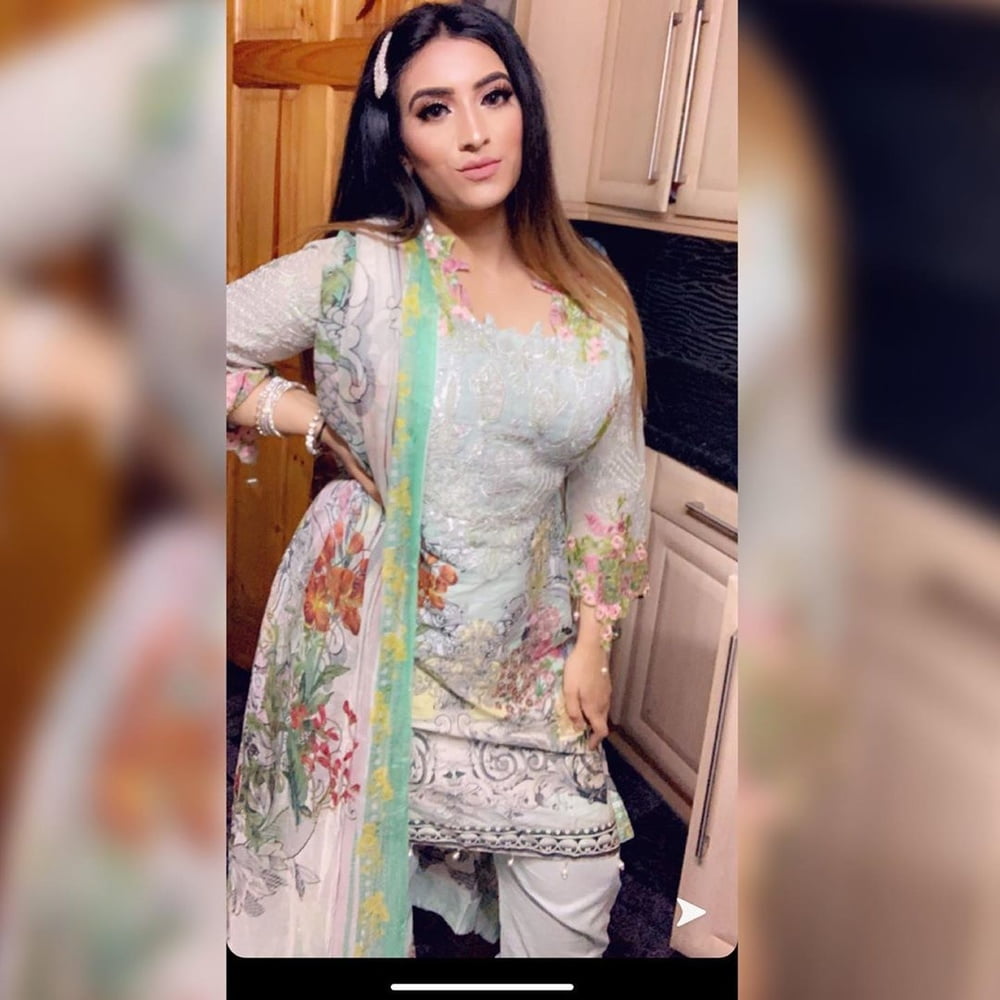 Sexy pakistani mujeres calientes wankbank
 #99830336