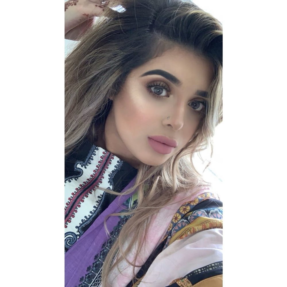 Sexy Pakistani Hot Women WankBank #99830453