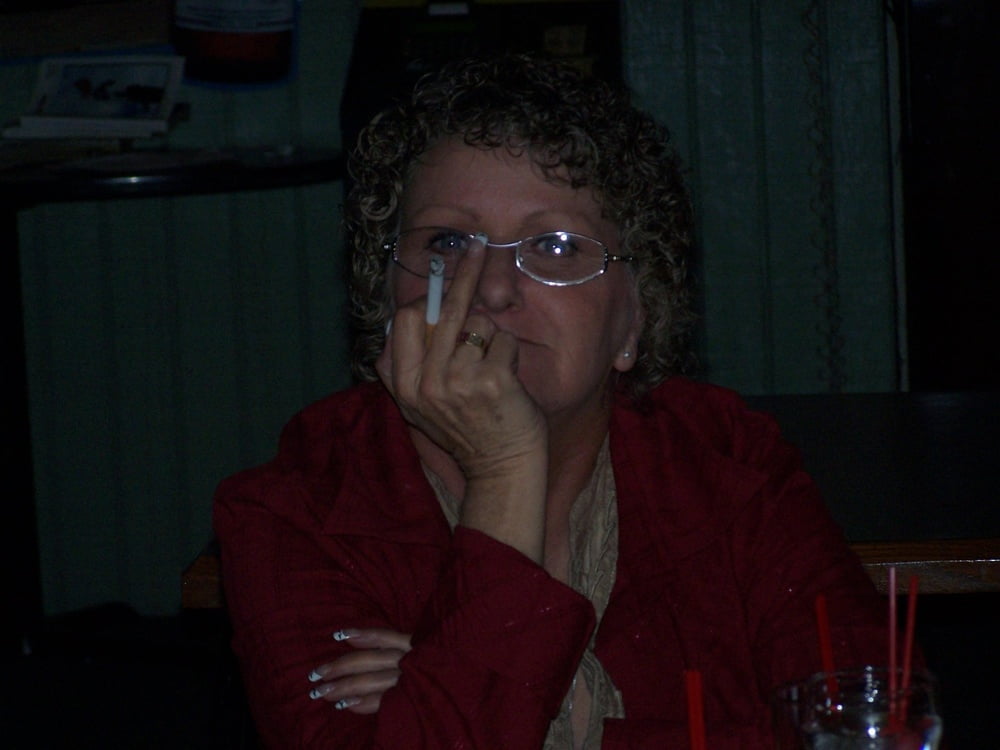 Wow sie raucht 093
 #102750465
