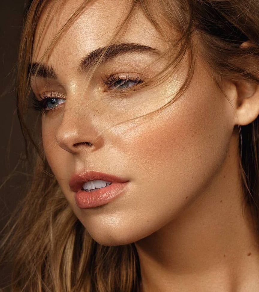 Elizabeth Turner nuda #108428651