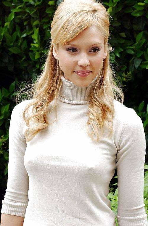 Sexy Babes braless und pokies mit sichtbaren Brustwarzen
 #97737005