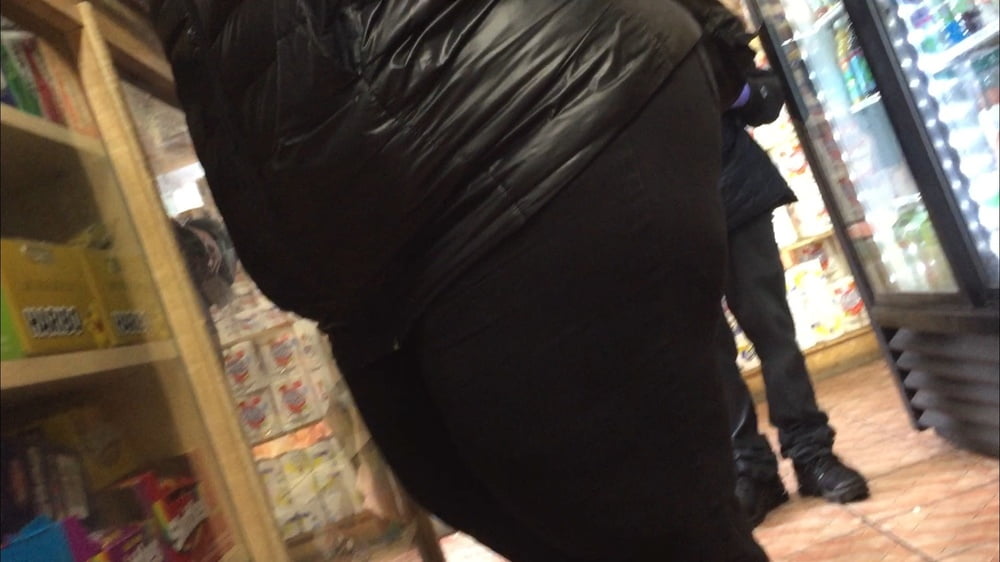 Ssbbw phat ass busting out coat
 #102700341
