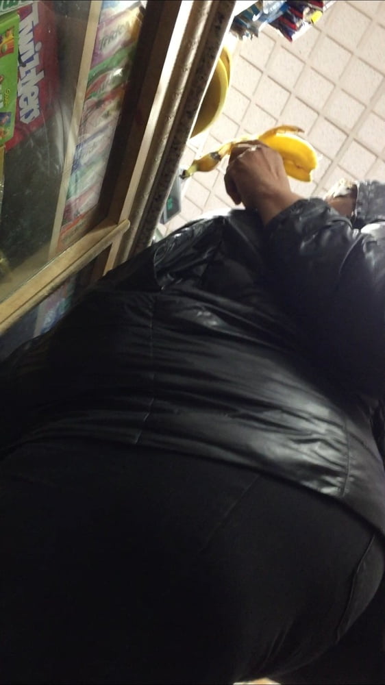 Ssbbw phat ass busting out coat
 #102700347