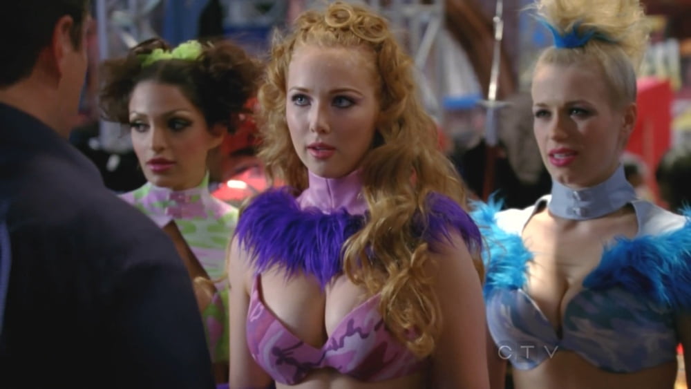 Molly C. Quinn für die Liebe der Rotschöpfe!
 #81409975