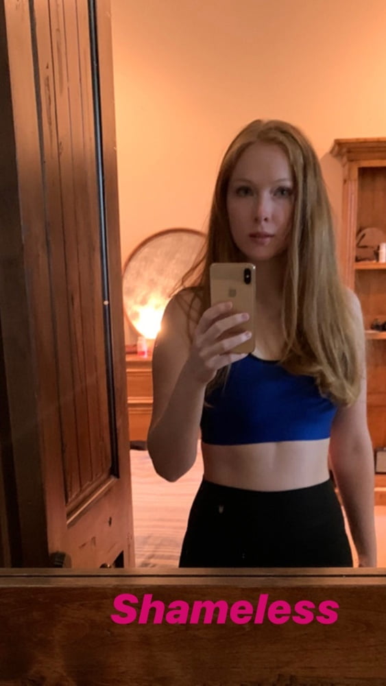 Molly C. Quinn für die Liebe der Rotschöpfe!
 #81409995