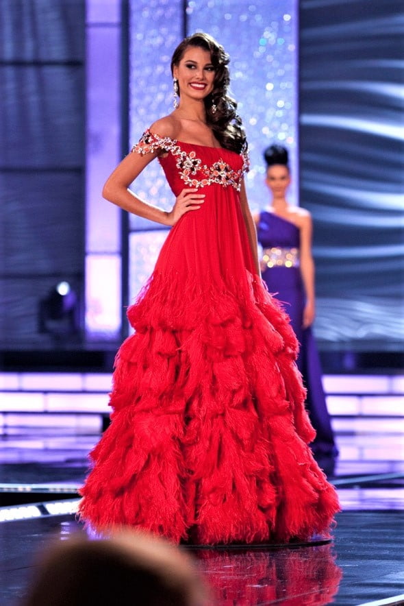 Beauty Pageant Gowns are so HOT!! #89357849