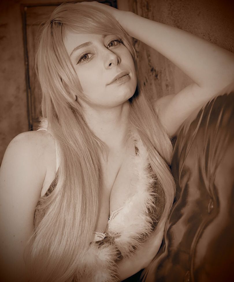 Yuriko Tiger desnuda #108620442