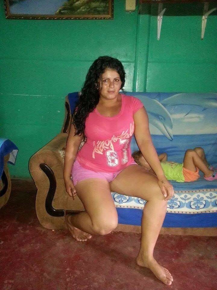 Chica de el roble puntarenas costa rica
 #91618303