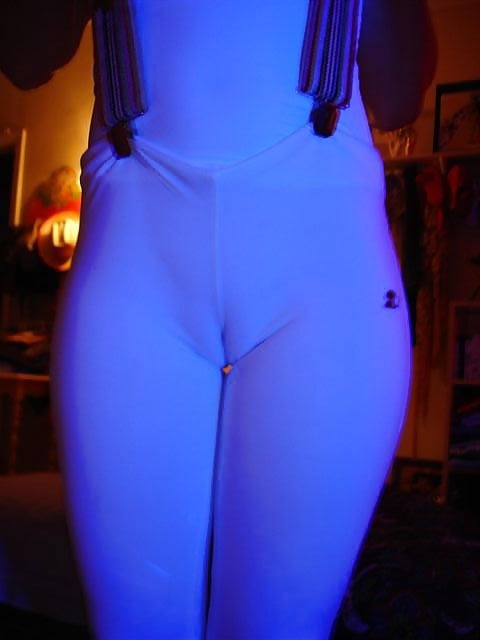 Me encanta el cameltoe
 #106608565
