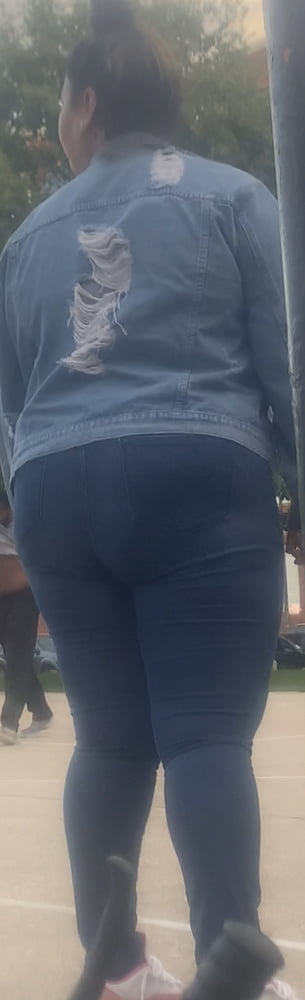 Hombre cándido 1
 #87498390