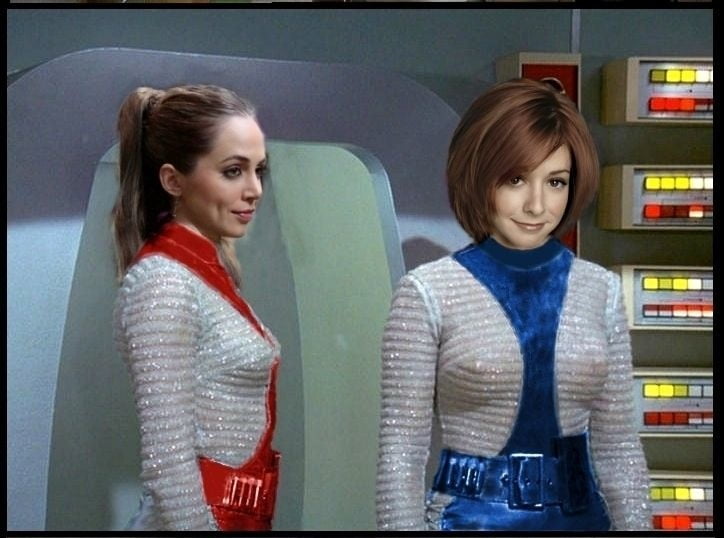 Chicas de ufo
 #93269821