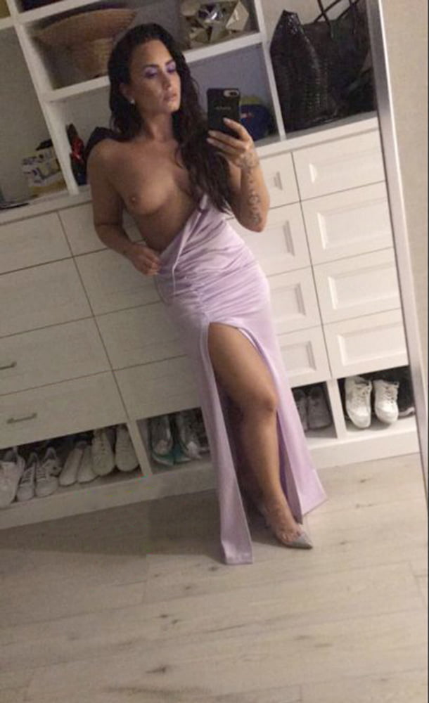 Demi Lovato Nude Photos Leaked #104321032
