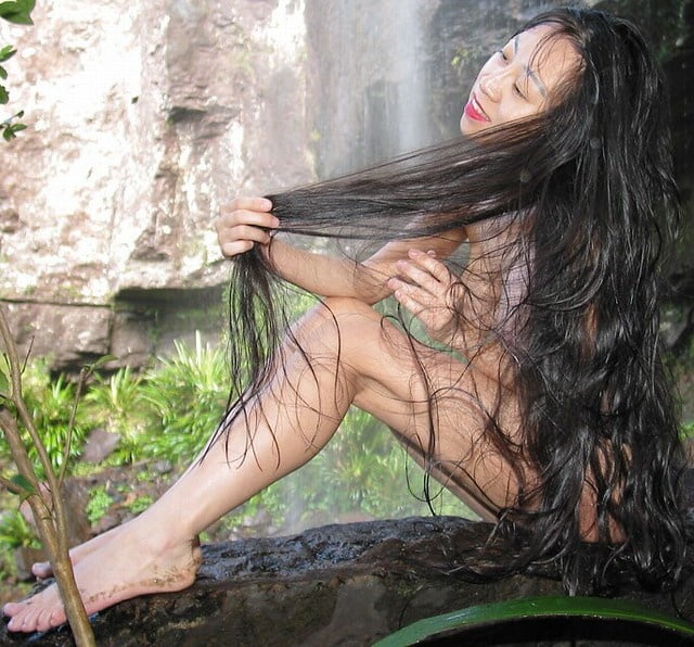 Mailee,s nice tits
 #87468301