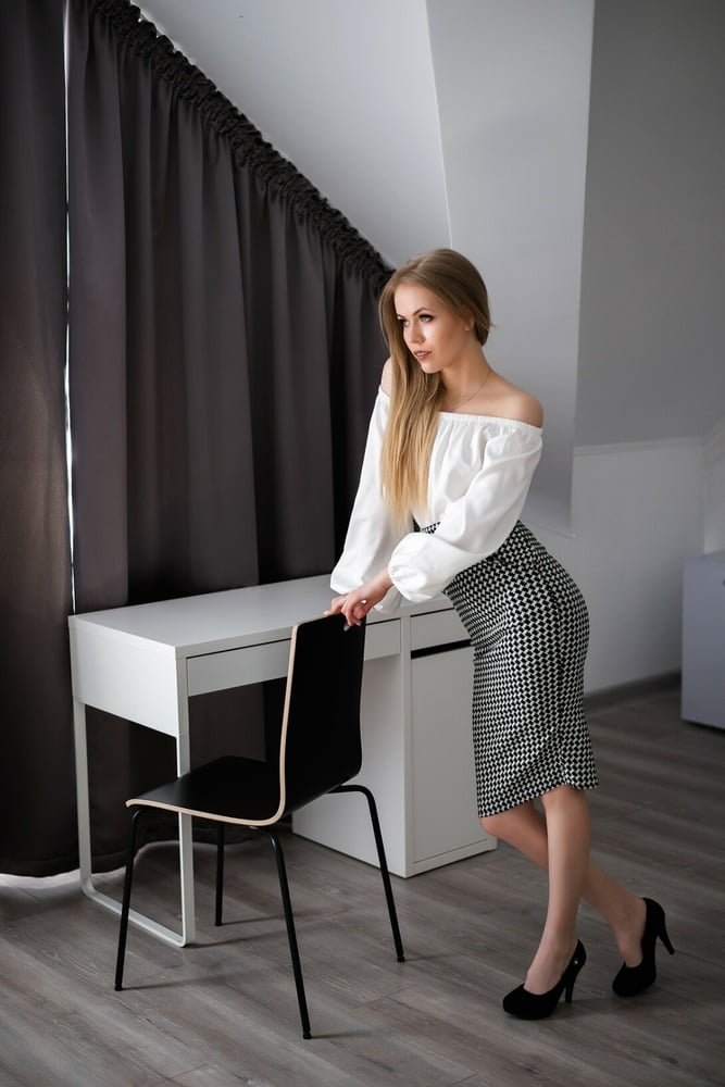 ロシアのモデルalena
 #96458911