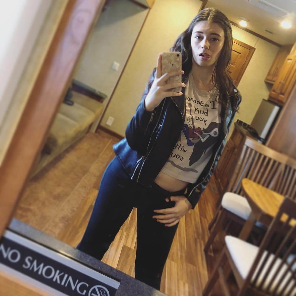 Nicole Maines adorable thing! #92769539
