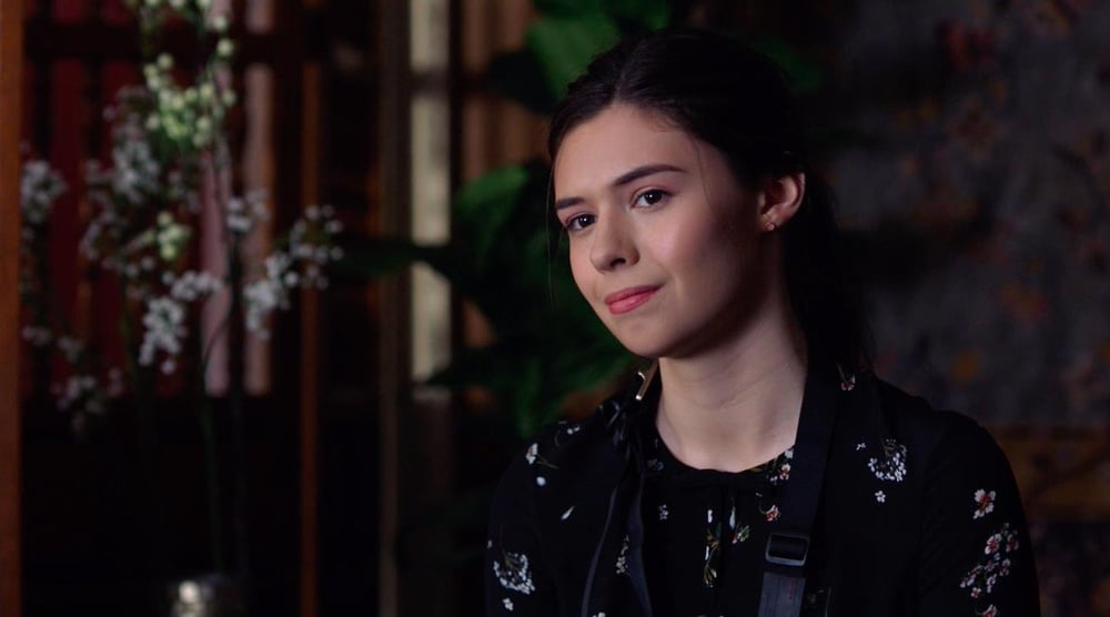 Nicole Maines adorable thing! #92769577