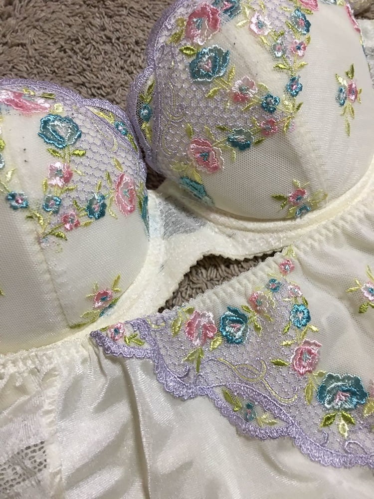 Bra and panties set #106460114