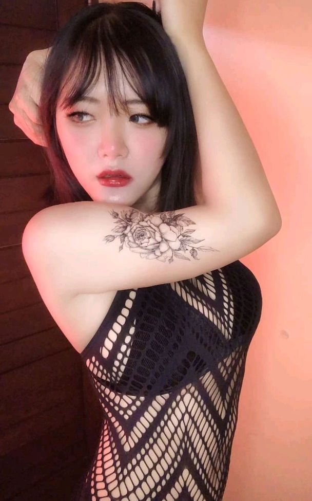 Hiyukimos desnuda #108503300