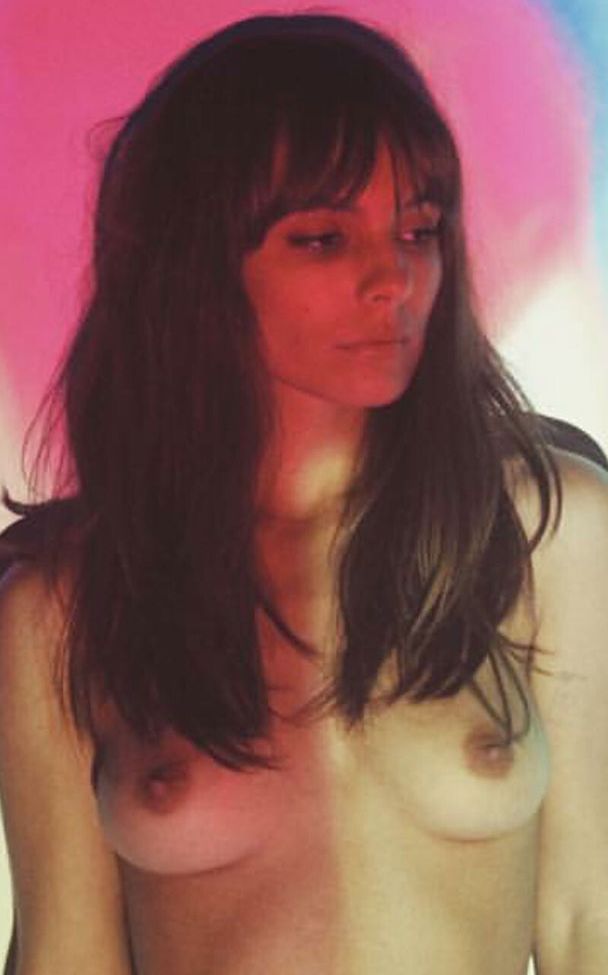 Caitlin Stasey nuda #108115344