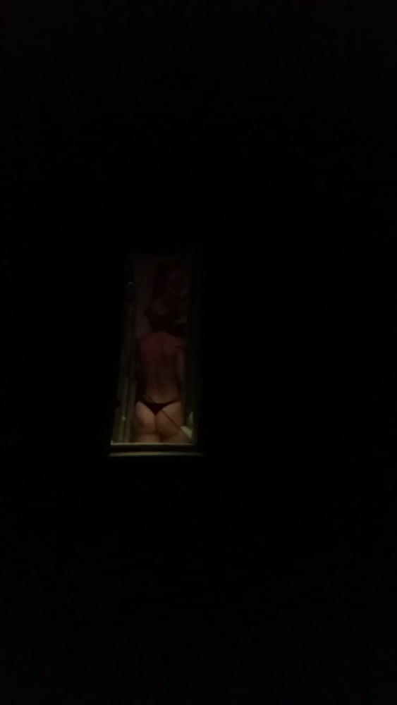 Spy finestra tette sexy culo rumeno
 #90528102