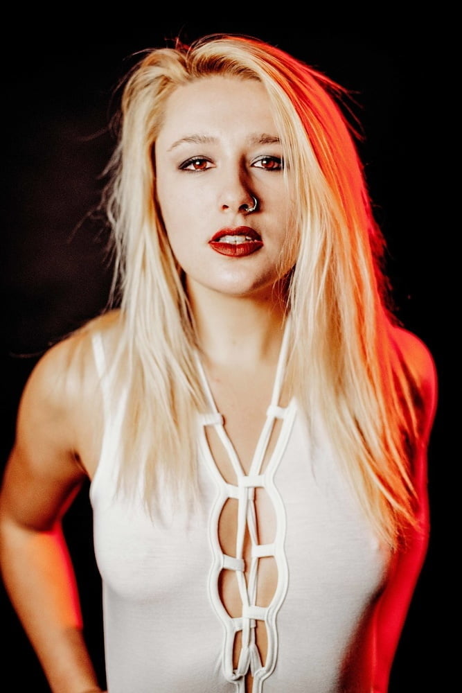 世界の売春婦たち
 #95264008