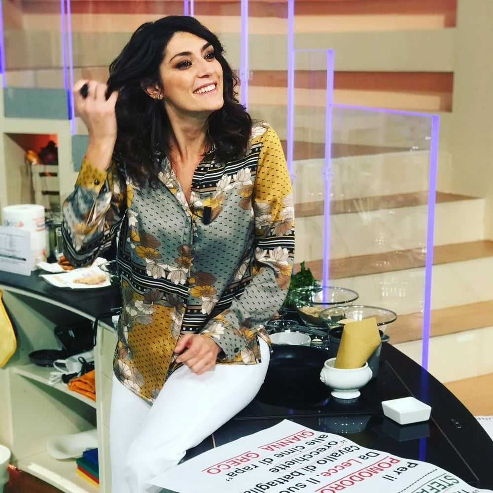 Elisa isoardi
 #93159582