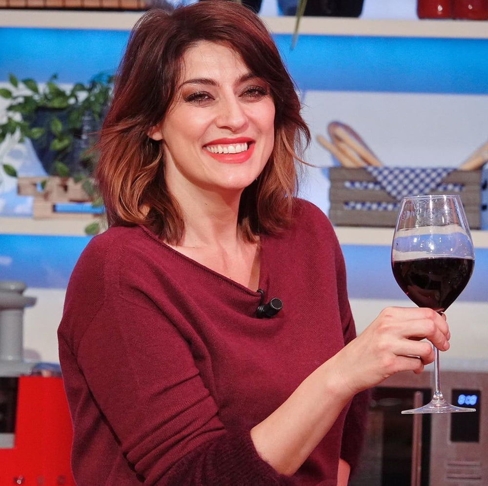 Elisa isoardi
 #93160958