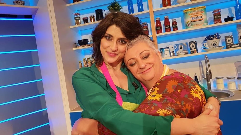 Elisa isoardi
 #93161014