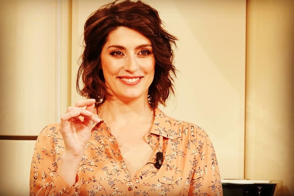 elisa isoardi #93161137