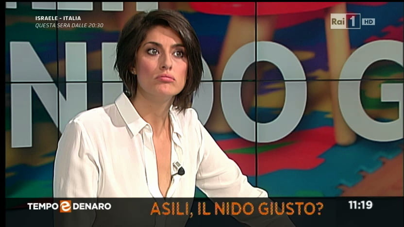 Elisa isoardi
 #93161376