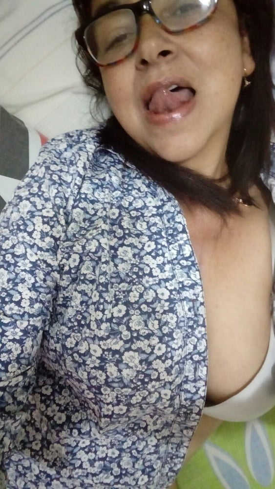 Facebook Milfs #90253859