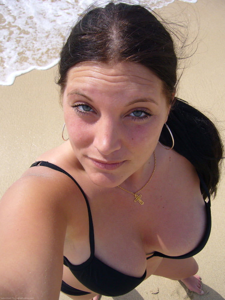 Amatoriale babe in vacanza
 #87499690