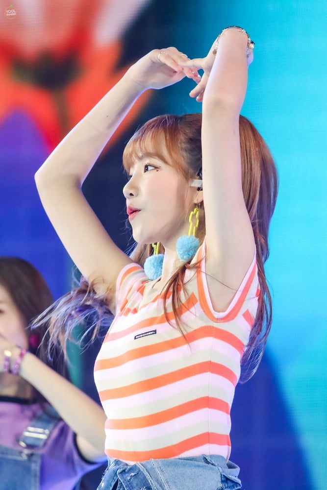 IZONE Yuri #90544369