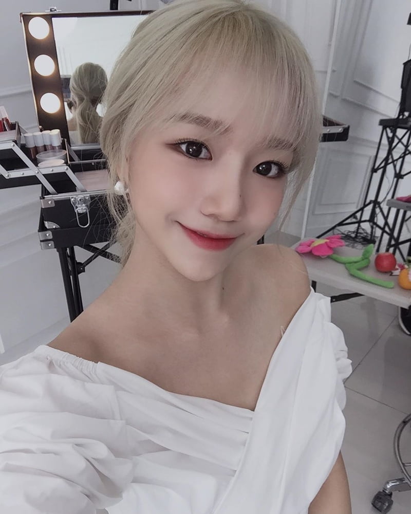 IZONE Yuri #90544956