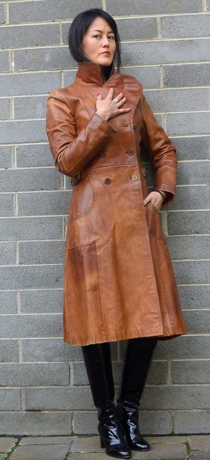 Manteau en cuir brun 3 - par redbull18
 #102124485