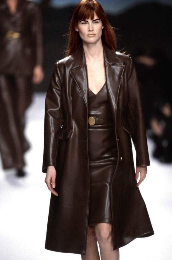 Manteau en cuir brun 3 - par redbull18
 #102124518