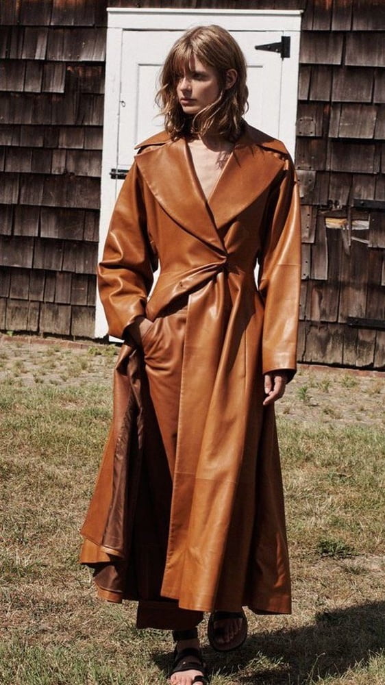 Manteau en cuir brun 3 - par redbull18
 #102124521