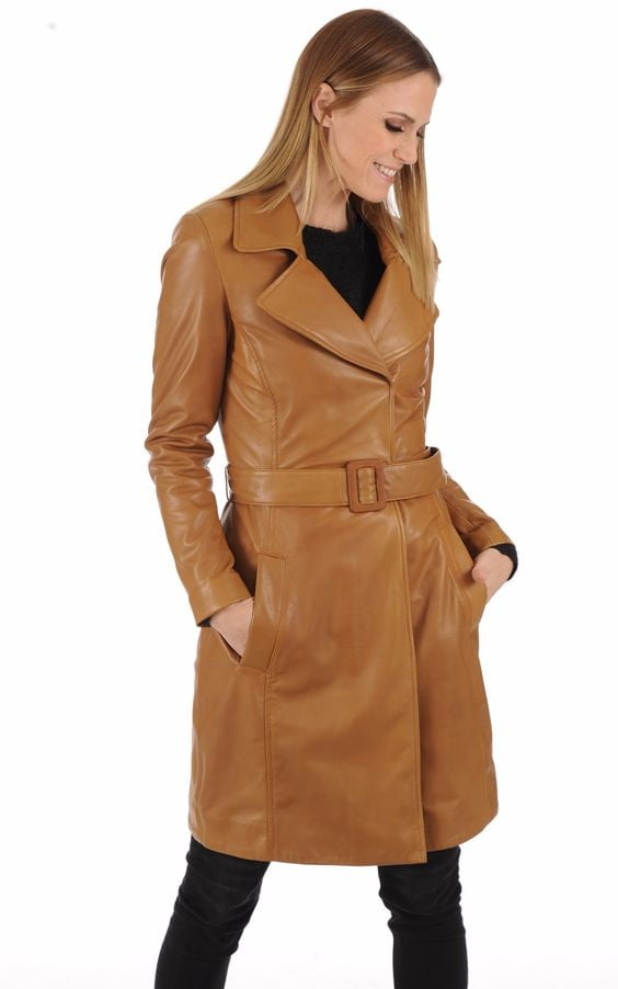 Manteau en cuir brun 3 - par redbull18
 #102124567