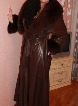 Manteau en cuir brun 3 - par redbull18
 #102124678